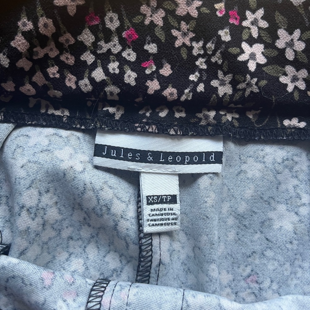 Jules & Leopold Black Floral Ankle Pants - Picture 4 of 6